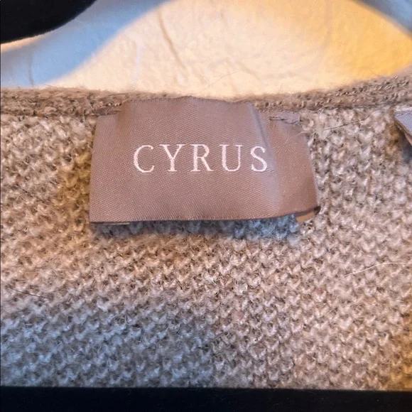 Women's Hooded cozy Cardigan - Brown and Cream - Picture 2 of 5